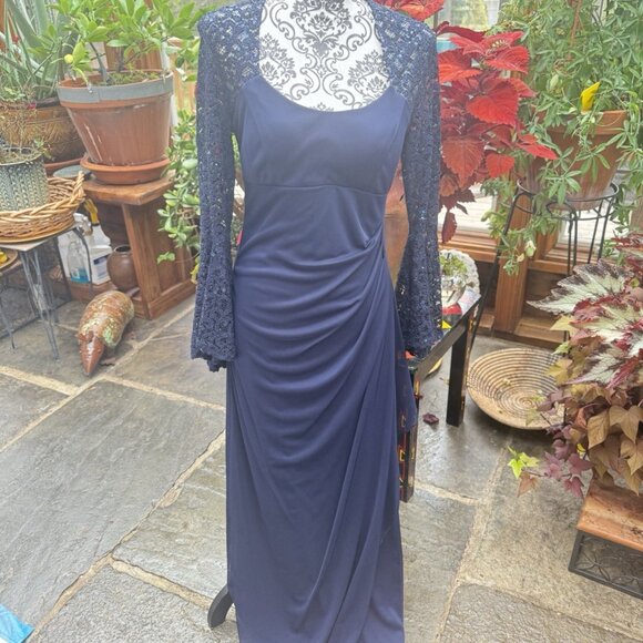 X by Xscape Size 6 Navy Blue Women's Lace Bell-Sleeve Gown - Picture 1 of 9